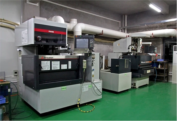 注塑成型工厂实景 4