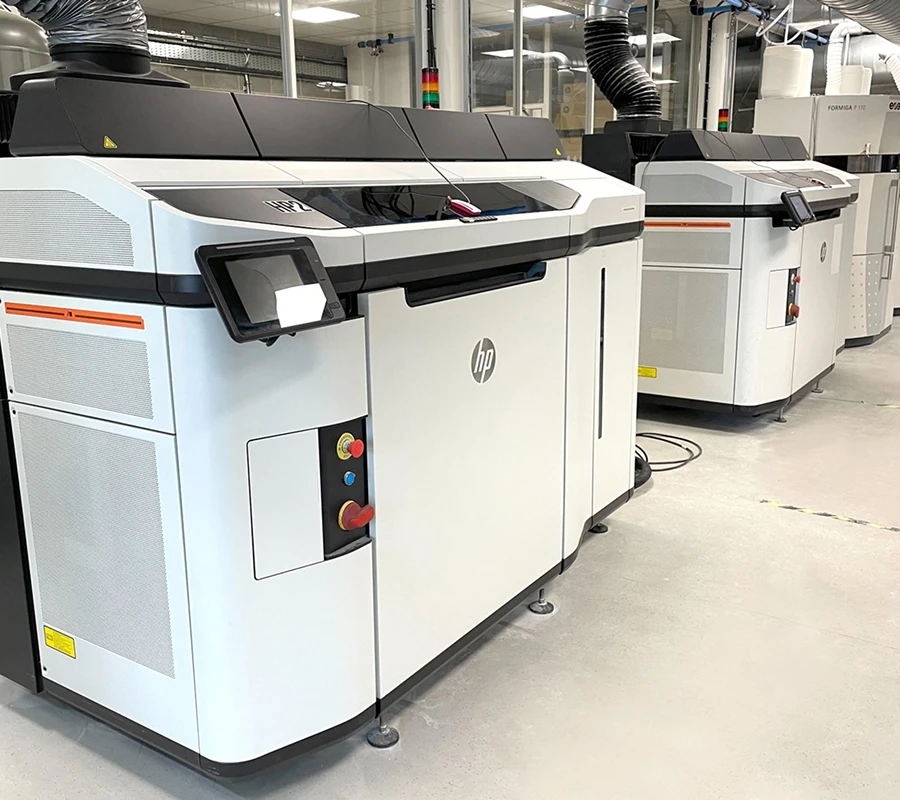 云工厂 MJF 多射流熔融 3D 打印车间